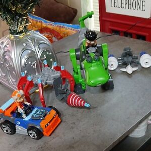 Rusty Rivets and Botasaurus Toy Bundle